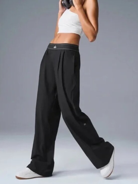 ALO Yoga Pants - Brand new Alo Yoga Suit Up Trouser black regular with tags 🤍